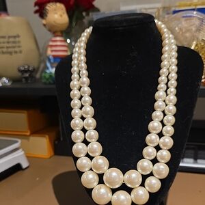 Source Unknown Ivory Triple-Strand Pearl Necklace